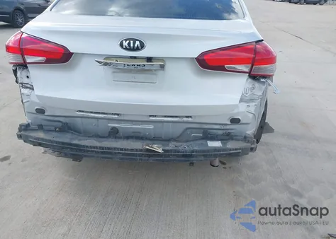 2017 Kia Forte Lx z USA, uszkodzony, nr VIN 3KPFL4A70HE013614